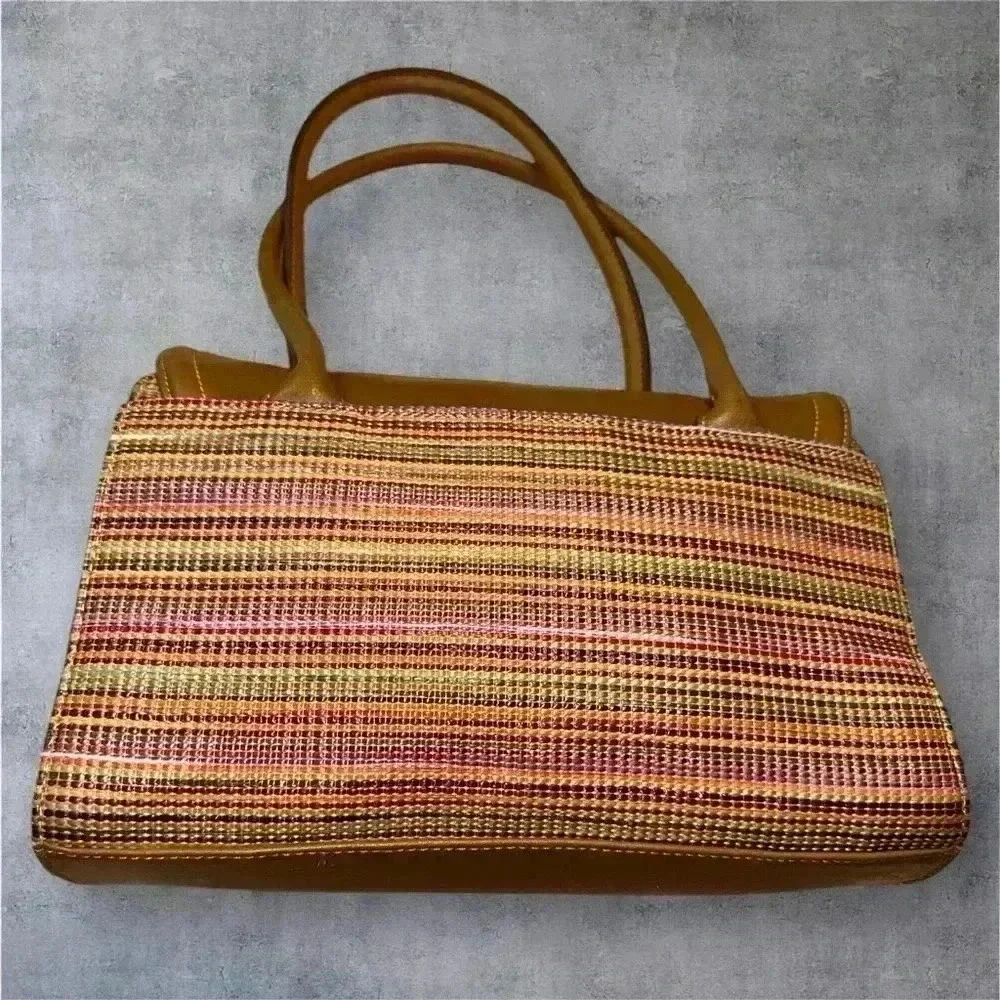 Vintage Liz Claiborne women’s Multi Compartment Tan Leather Handbag - Picture 5 of 5